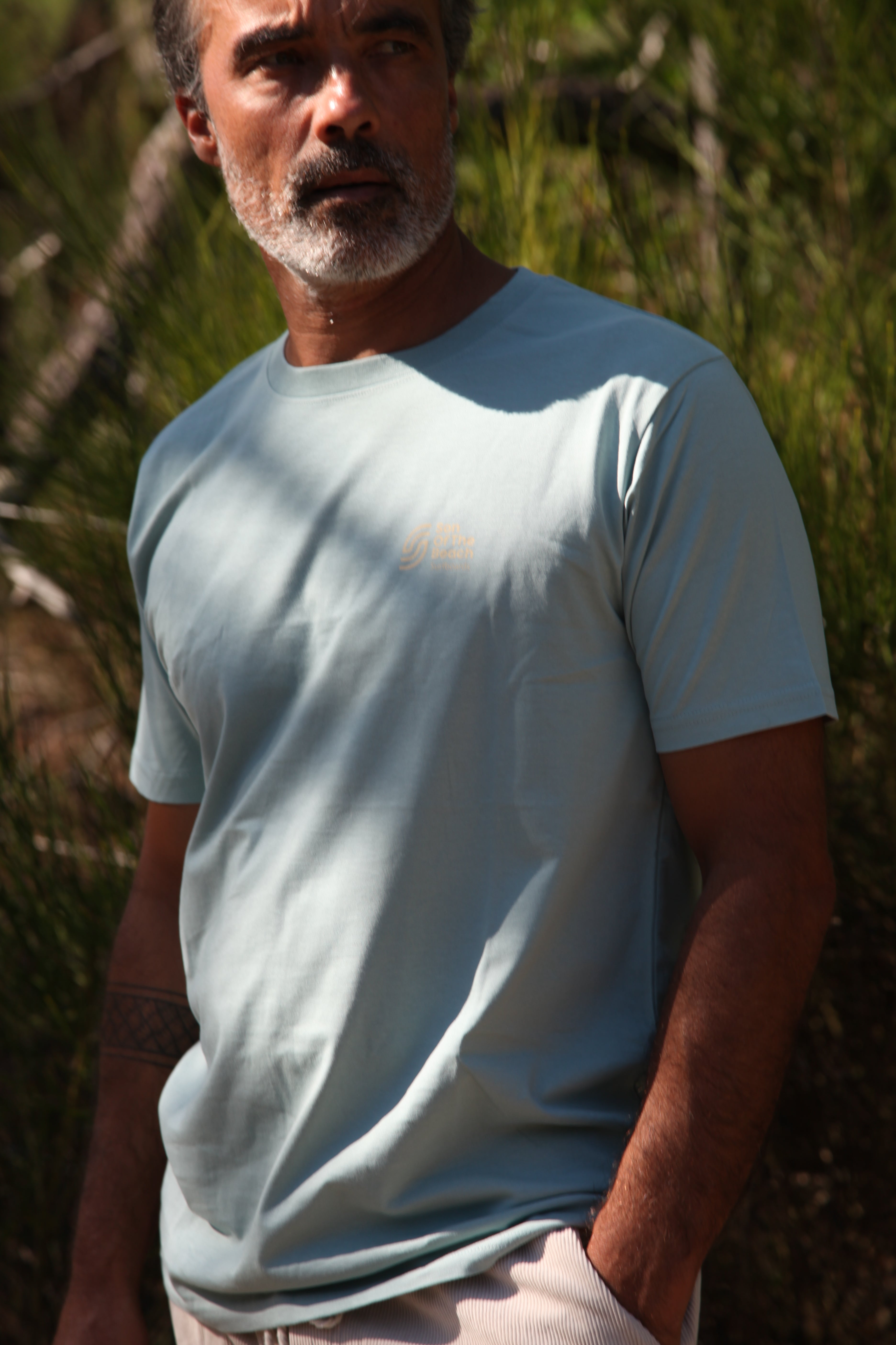 T-shirt Locals First