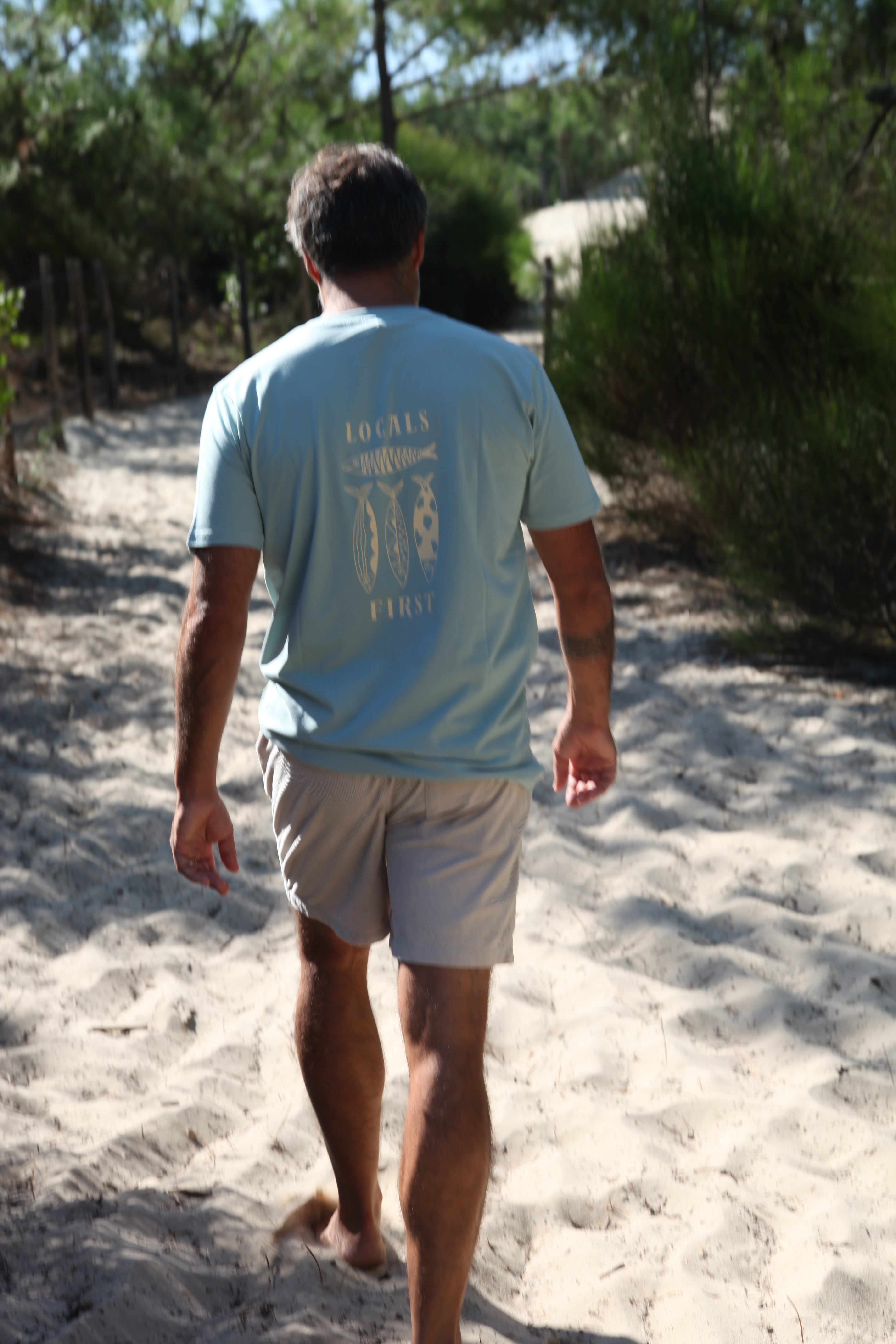 T-shirt Locals First